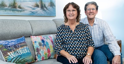 Rare kidney disease leaves Wendy Reiss needing a new kidney, her husband, Barry, offers her one of his