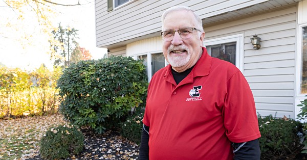 The dedicated staff at Lehigh Valley Health Network’s Inpatient Rehabilitation Center helped  Ron Sigafoos recover after a terrible accident on I-78 in June 2022. 